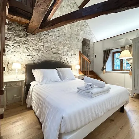 Chateau De La Rive - Des Coteaux - Duplex 6 Personnes ベッド・アンド・ブレックファスト